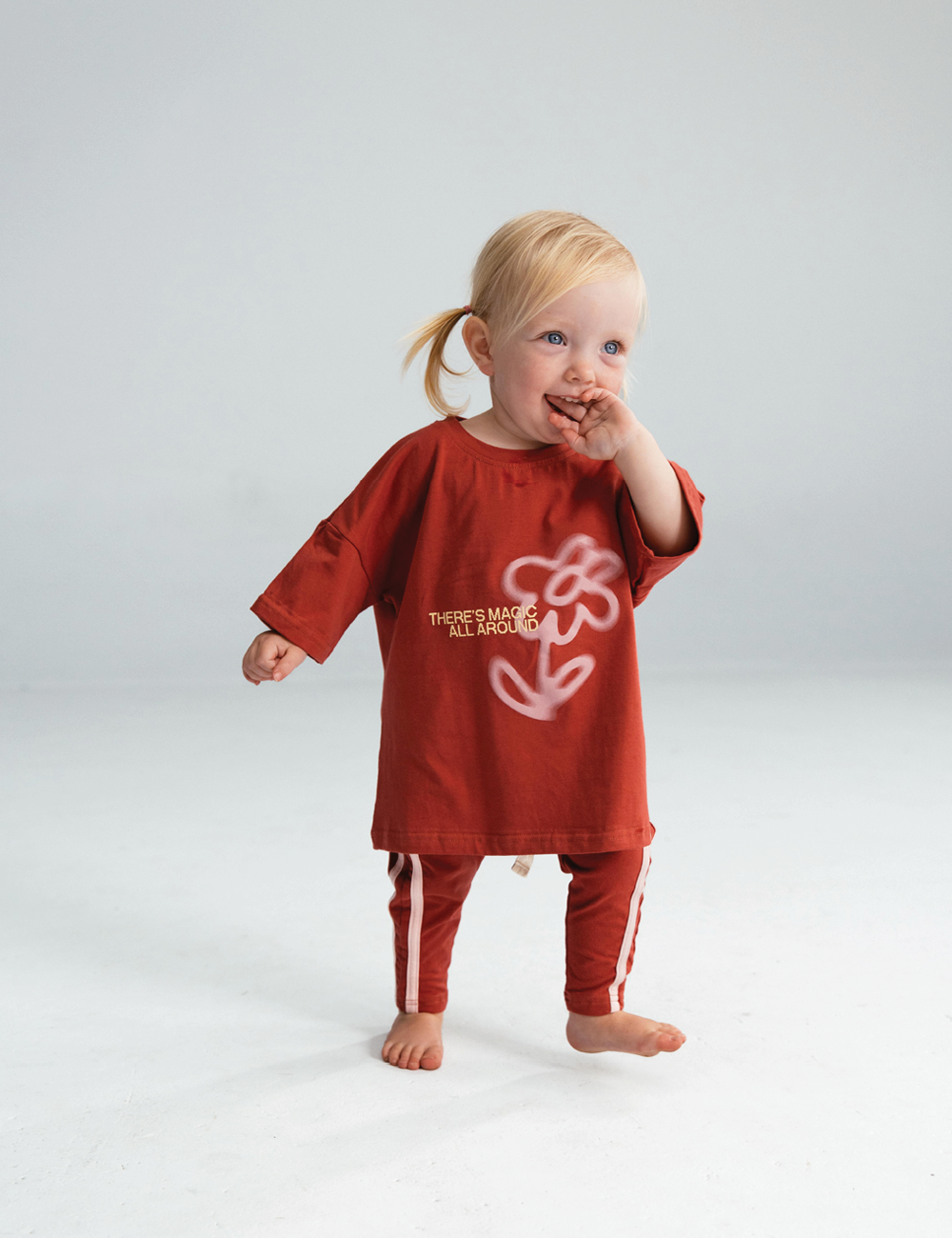 Fleur Tee : Burgundy