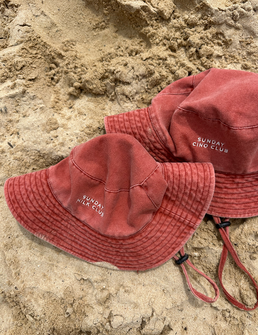 Cino Club Bucket Hat in Tomato