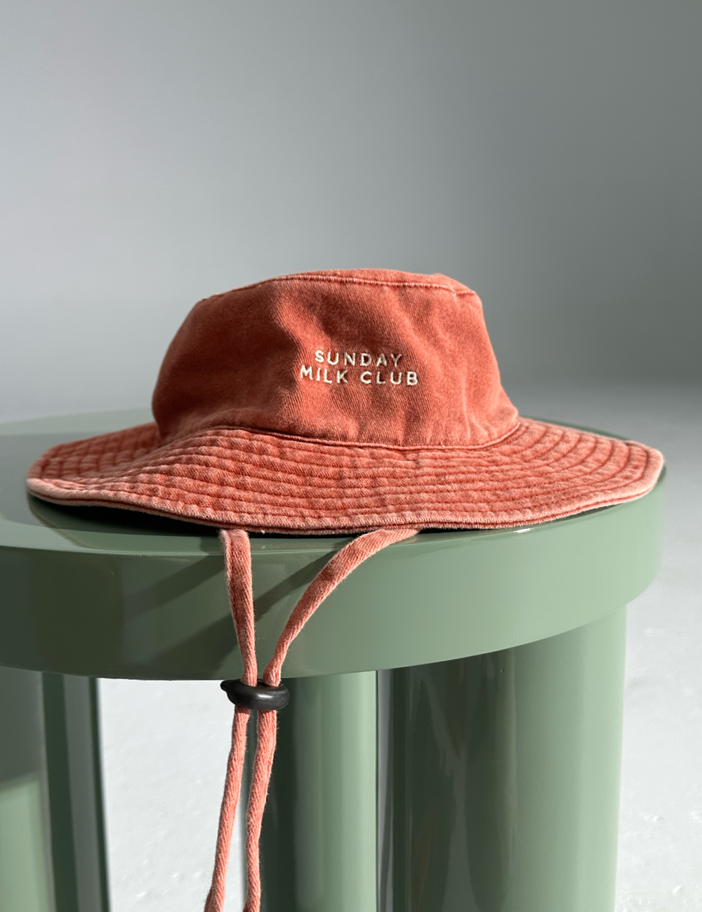 Sunday MILK Club Bucket Hat : Tomato