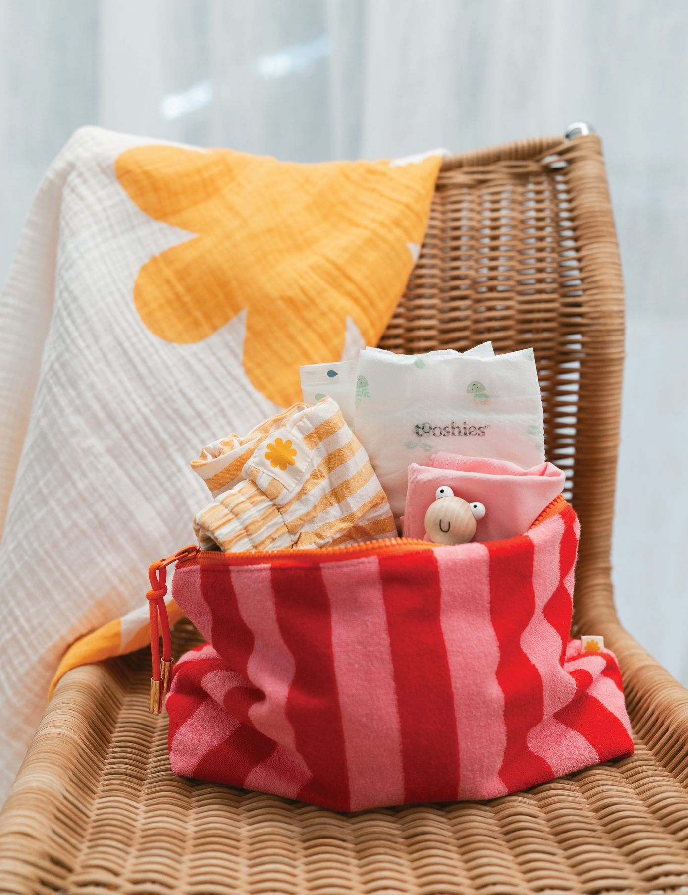 Mama Clutch in Candy