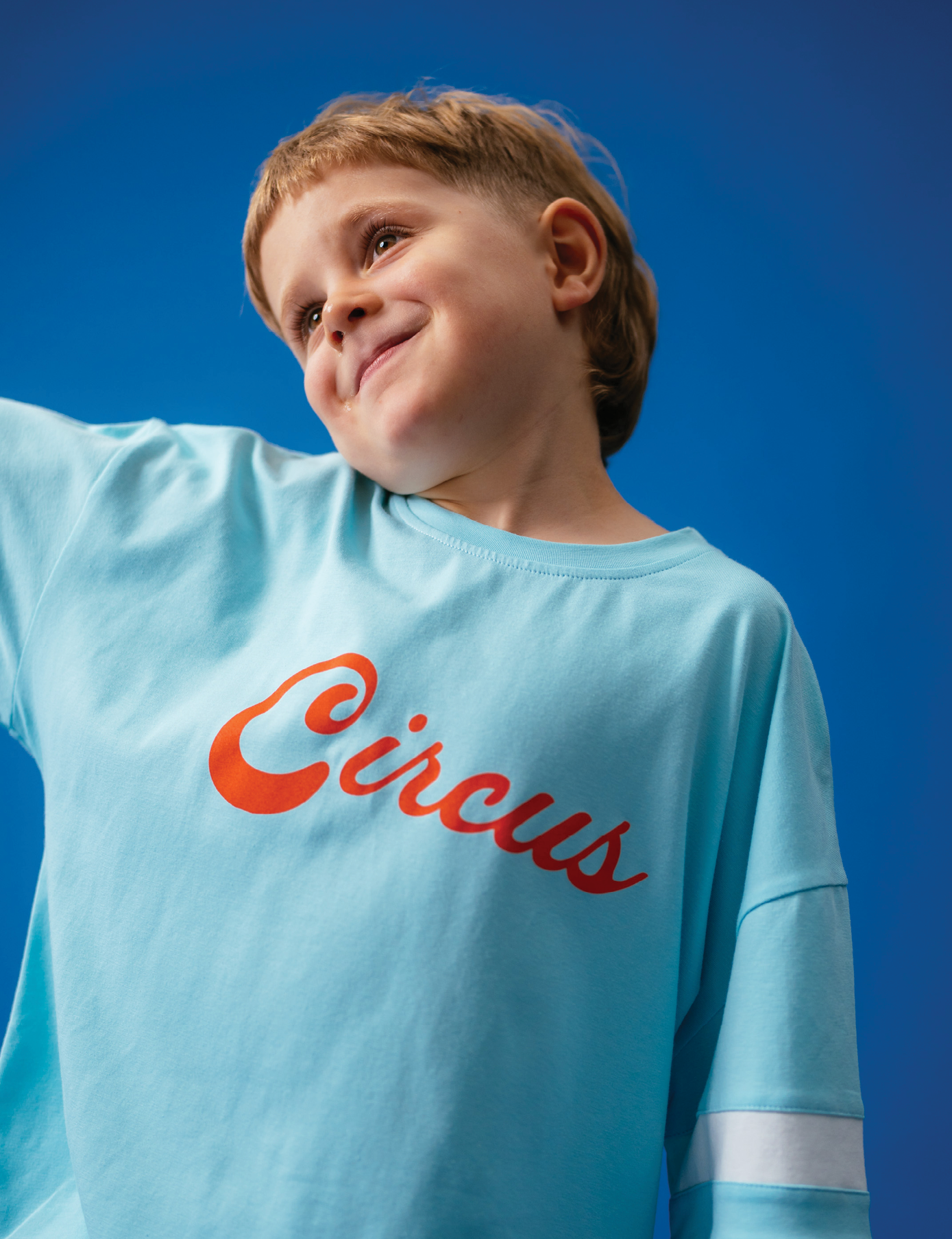 Sports Tee in Circus Blue