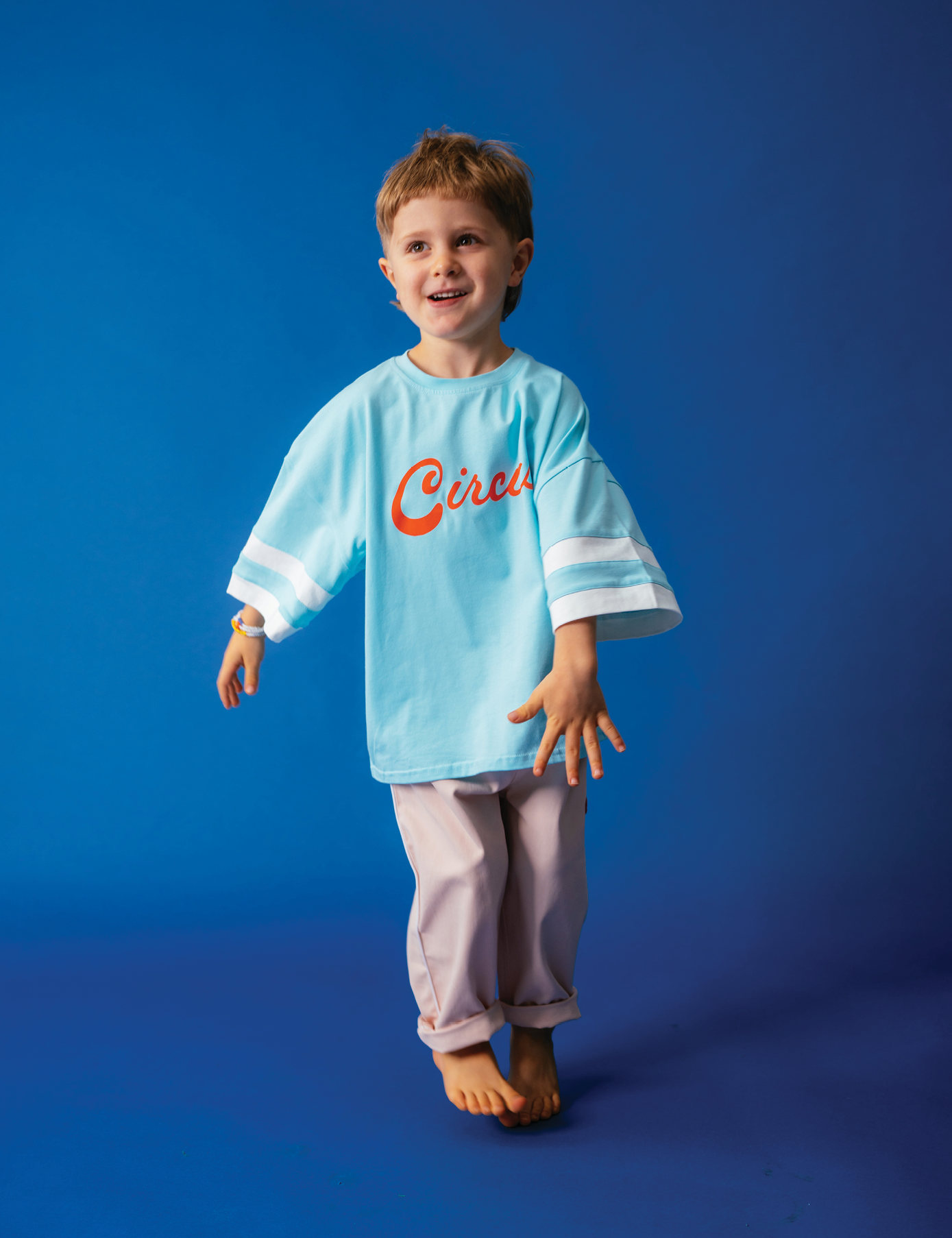 Sports Tee in Circus Blue