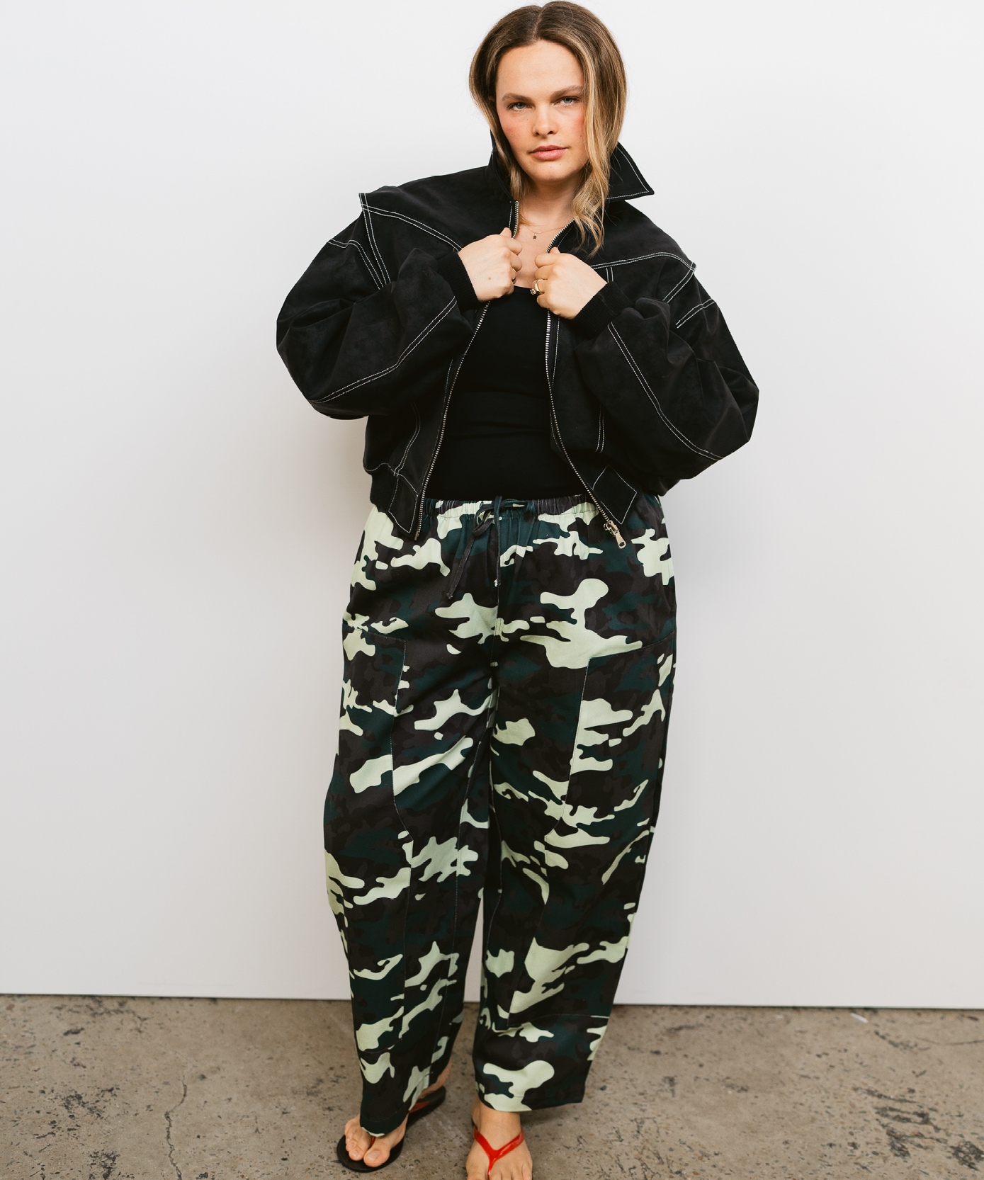 SonnyLabel_MumzaPants_Website_Camo06.png