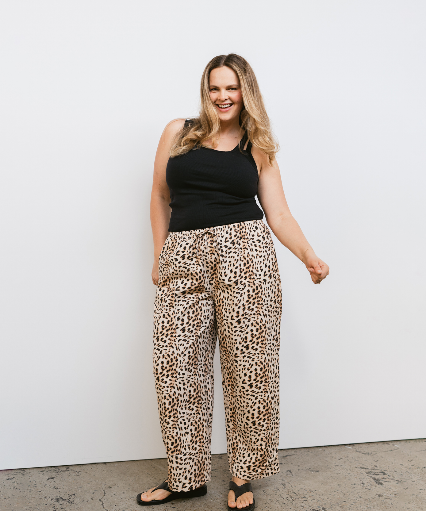 SonnyLabel_MumzaPants_Website_Leopard04_35643016-666f-418e-ac80-4959933a2e66.png