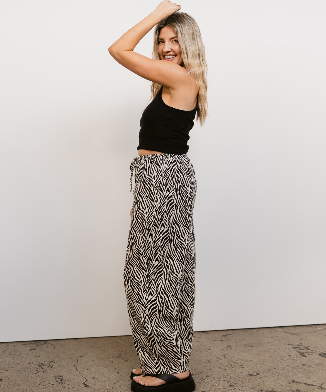 SonnyLabel_MumzaPants_Website_Zebra03.png