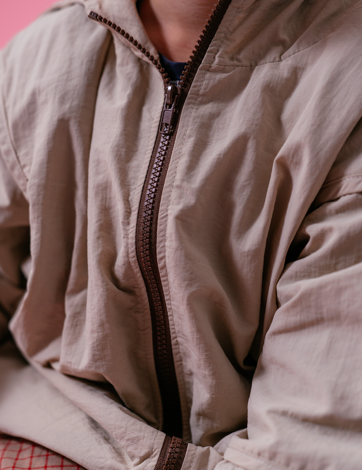 Windbreaker in Biscuit